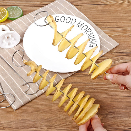 Comment Faire une Frite Spirale Parfaite avec un Coupe Frites Manuel ?