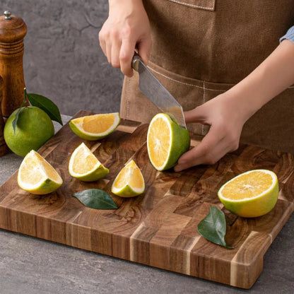 Planche à découper bois Planx'Pro acacia coupe citron quartier