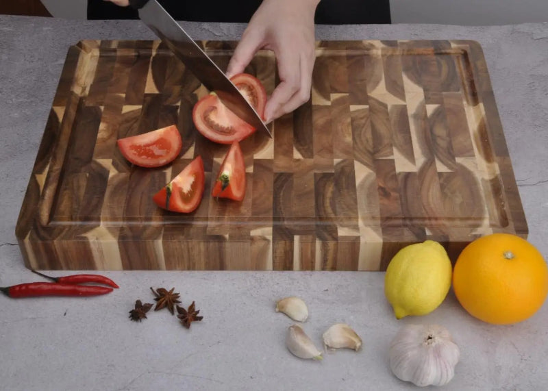 Planche à découper bois Planx Massive tomates