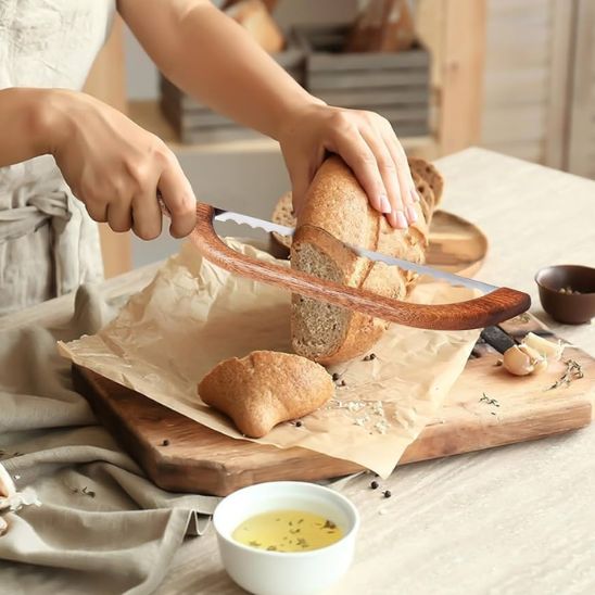 couteau à pain de merveilleuse qualité
