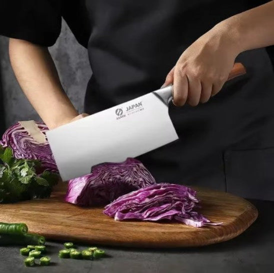 couteau de cuisine japonais tranche du chou rouge
