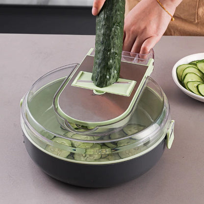 mandoline cuisine tranche énorme concombre