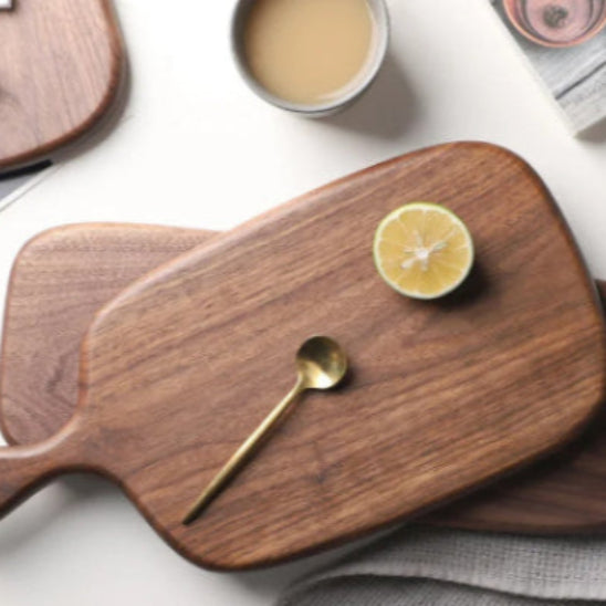 planche a decouper bois cuillere citron vert