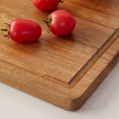 Planche à découper en bois avec rainure à jus