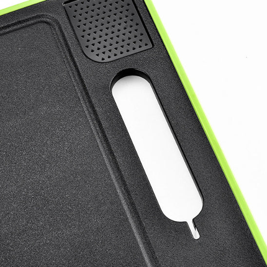 planche à découper noire poignée